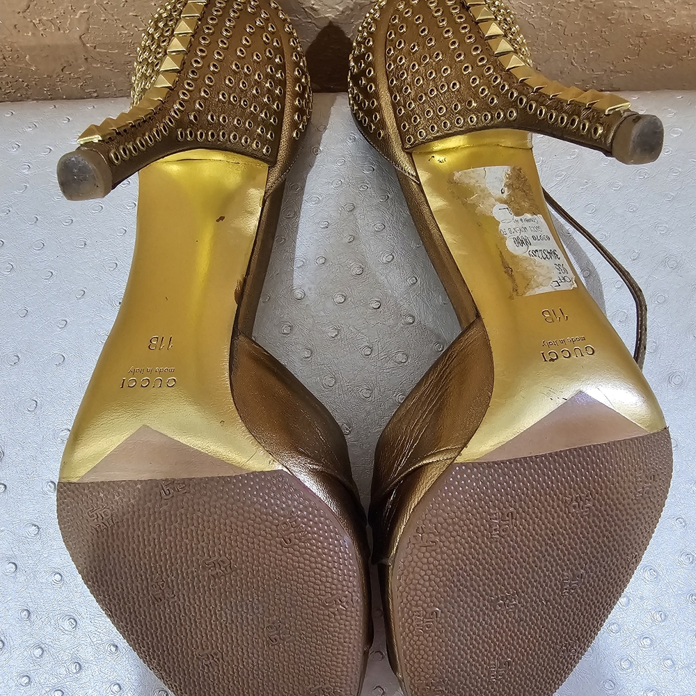 Vintage Gucci Gold Women's Heels - Picture 4 of 8